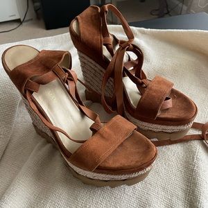 Stuart WEITZMAN Suede Camel Espadrilles!